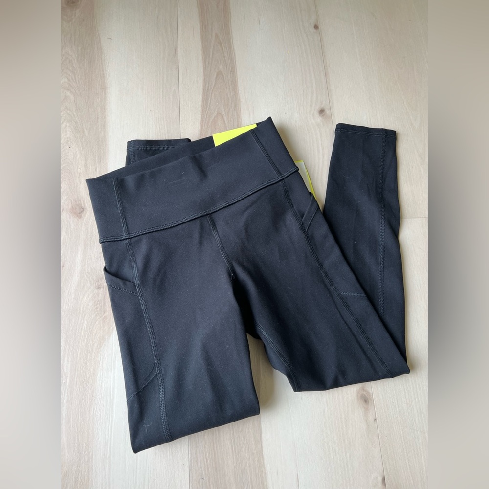 All in motion black high rise leggings